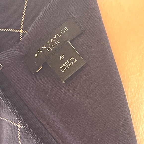 Ann Taylor Sz 4P Navy Blue Plaid Dress - Picture 5 of 10